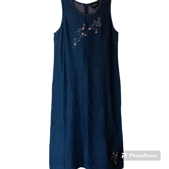 Blue Jay Dresses & Skirts - Vintage Dress Denim Midi Jumper Blue J. Women's Size Small Embroidered Flowers
